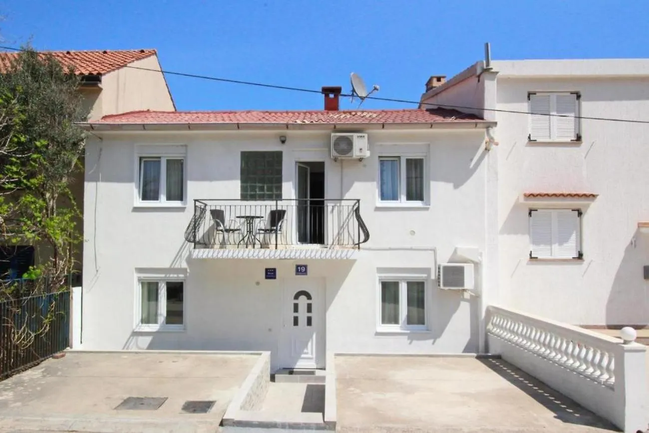 Apartments With A Parking Space Baska, Krk - 19490